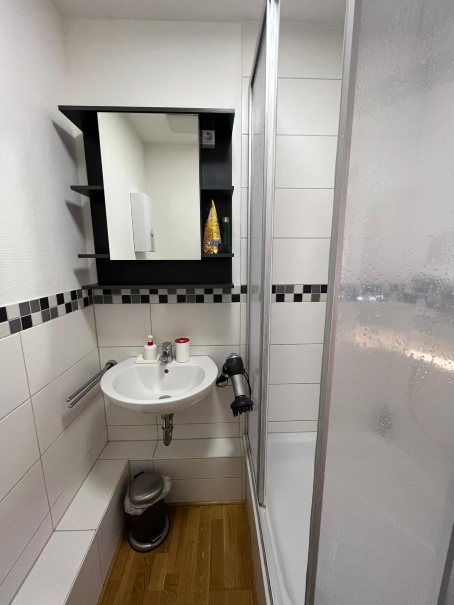 קרלסרוהה Simplex Apartments Am Ludwigsplatz מראה חיצוני תמונה